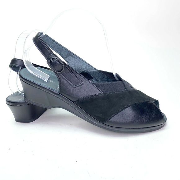 Eric Michael Womens Size US 10 EU 40 Black Leather Cross Slingback Strap Sandals - Picture 3 of 9